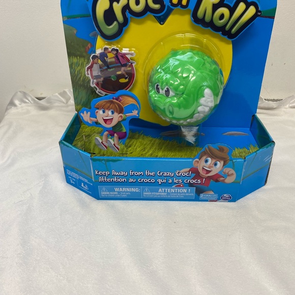 Croc ‘n’ Roll - Fun Family Game for Kids Aged 3 and up toy - Picture 6 of 9
